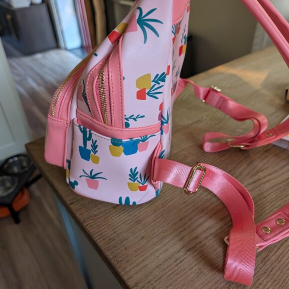 Loungefly Disney backpack - Picture 3 of 4